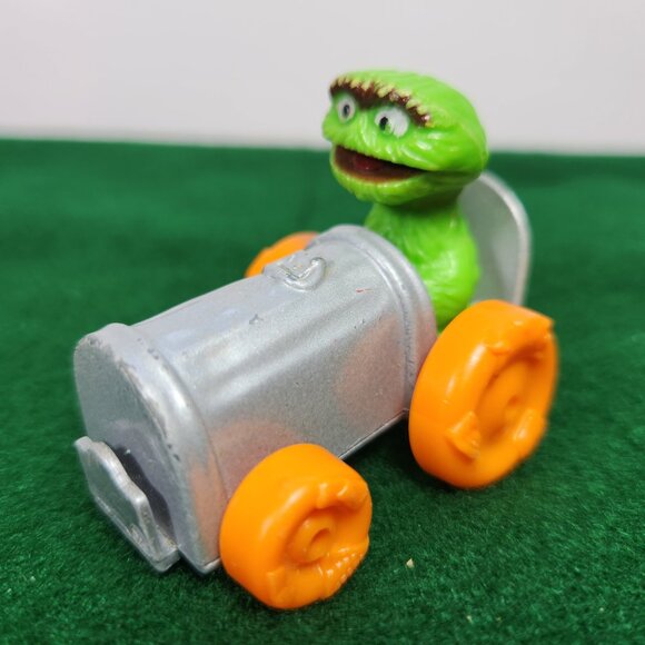 Sesame Street Muppets Die Cast Toys Vintage 80s Big Bird Oscar Cookie Monster - Picture 11 of 13